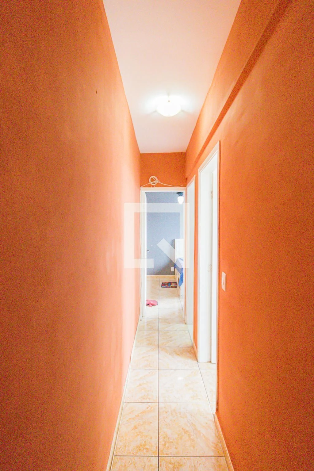 Furnished apartment with 2 bedrooms and a balcony — photo 31