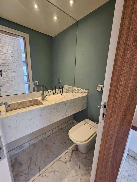 Furnished duplex penthouse with 4 bedrooms and 324 m² — photo 2