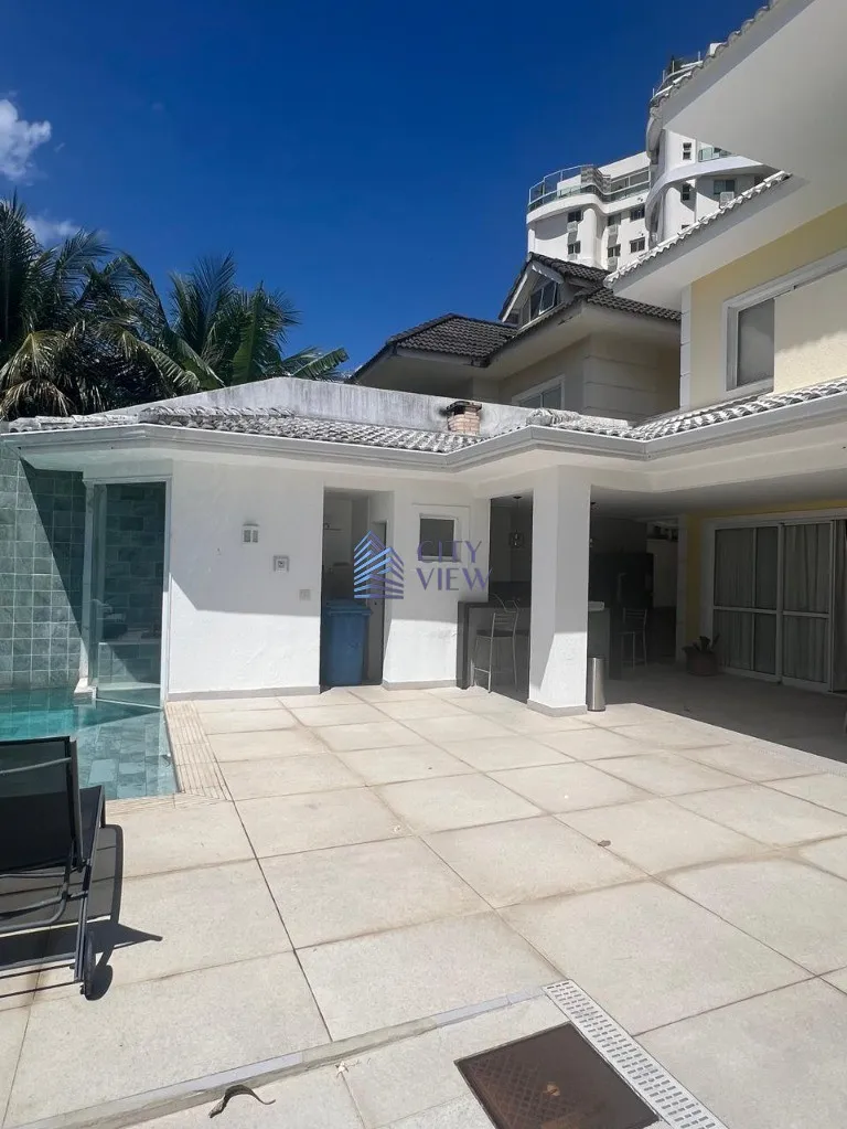 Casa com 3 dormitórios e 4 banheiros de 400 m² — photo 41