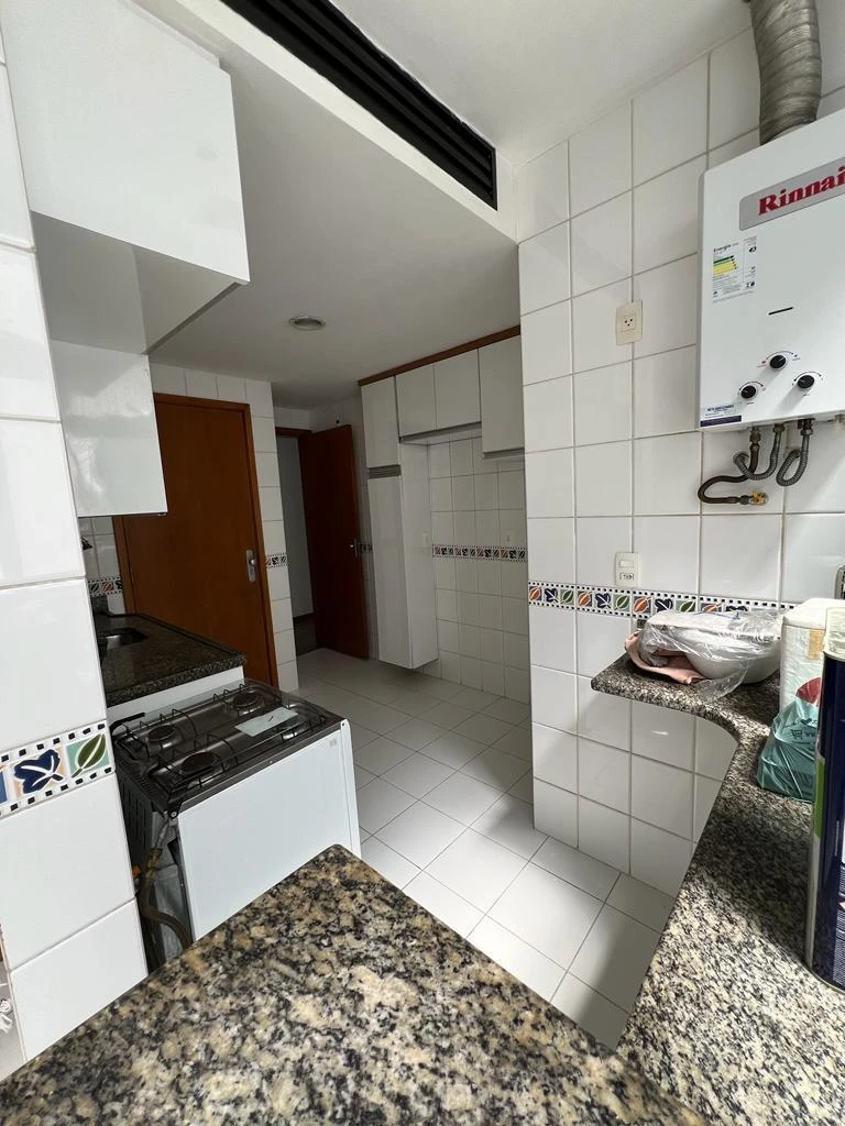 3-bedroom apartment in a building with a sauna — photo 4