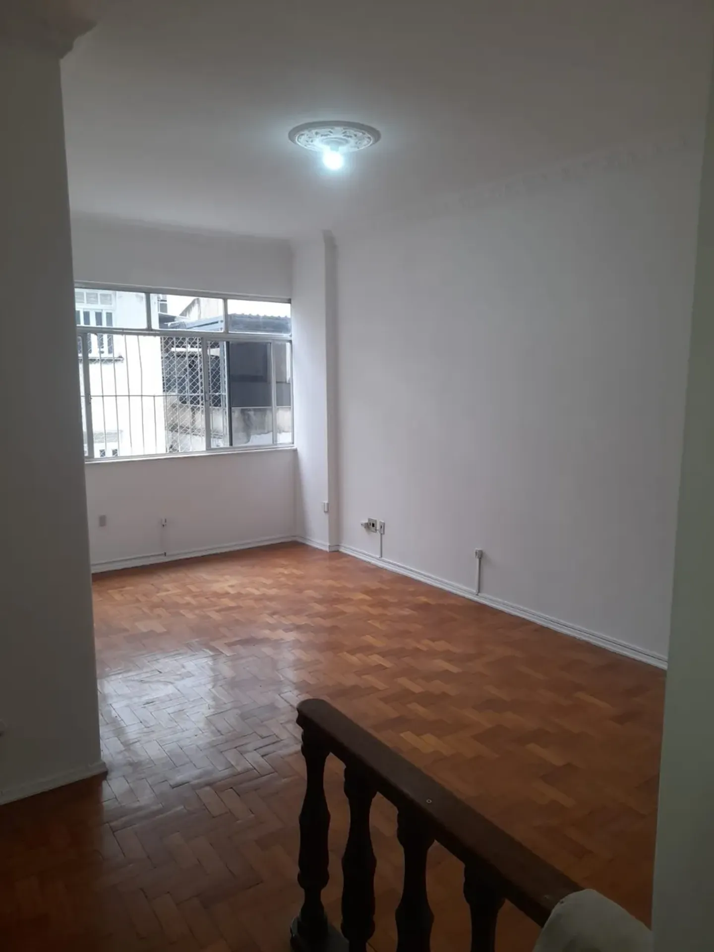 Apartment, 90 m², with wood or laminate floors — photo 7