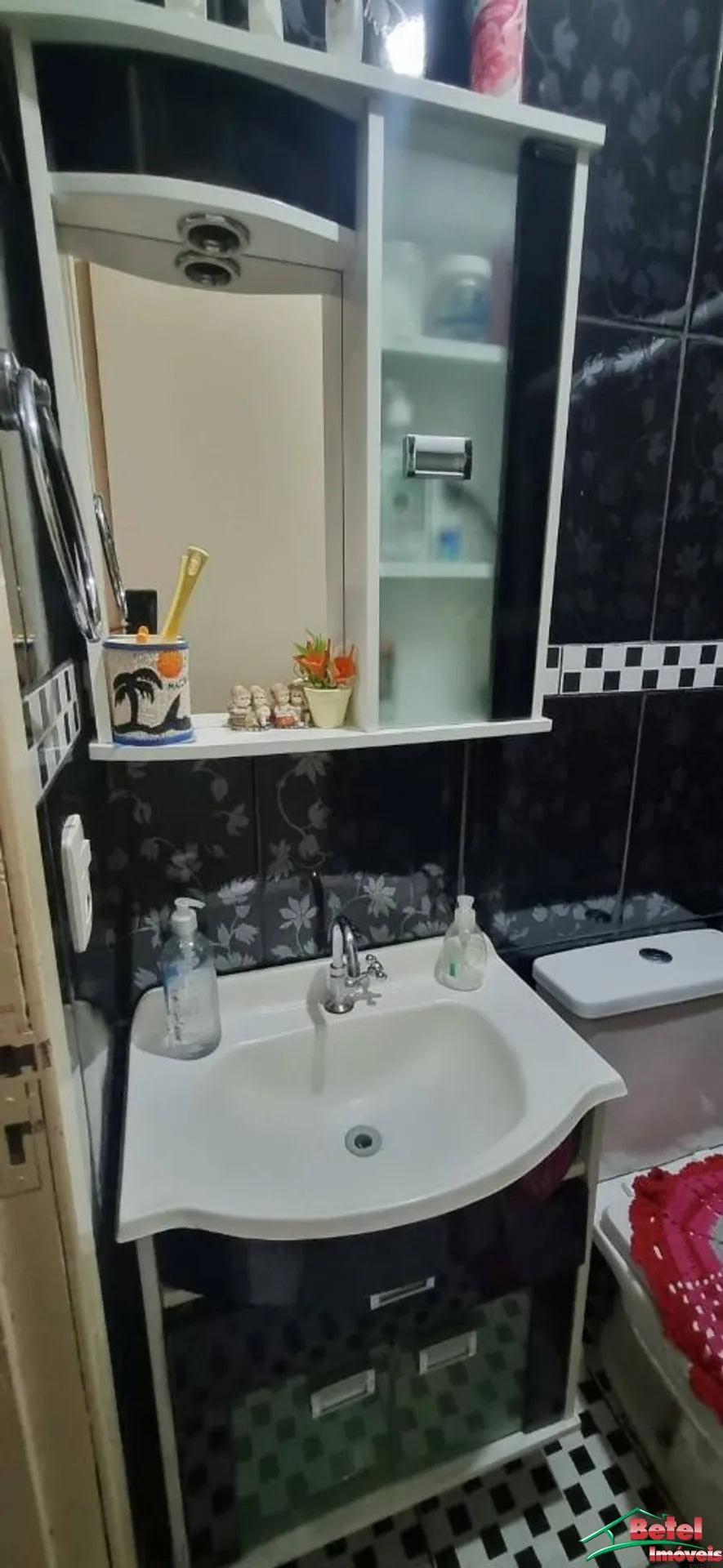 3-bedroom house with a grill on the balcony in Curitiba — photo 14