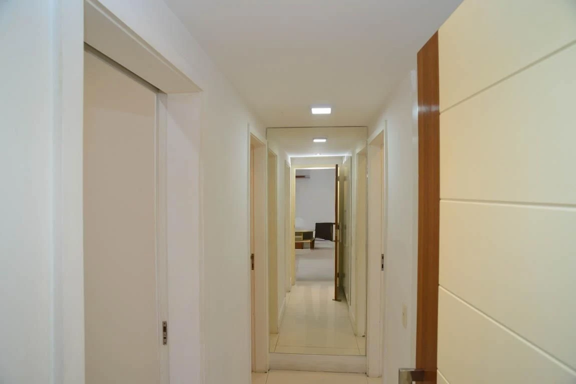 Apartamento, 139 m², com janelas do piso ao teto — photo 6