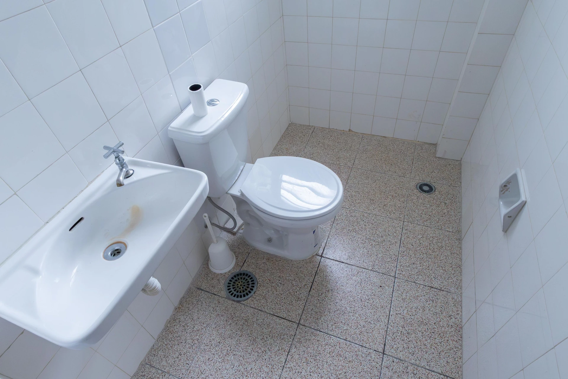 Furnished apartment, 283 m², with a glass-enclosed balcony — photo 43