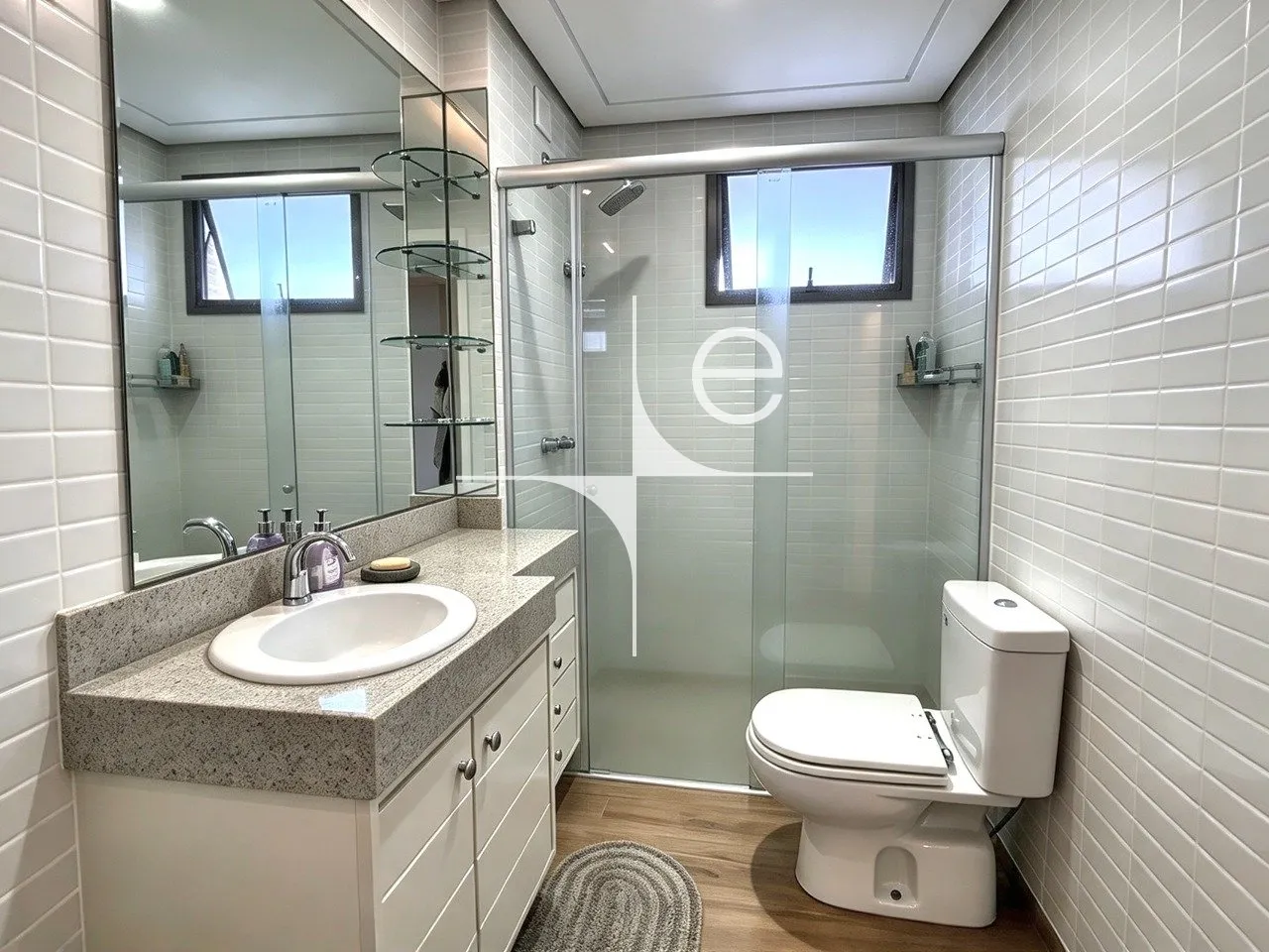 2-bedroom apartment in a building with a sauna — photo 4