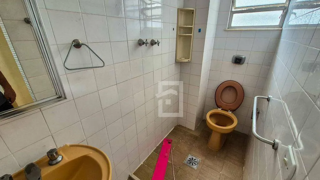 2-bedroom apartment with a balcony, 100 m² — photo 25