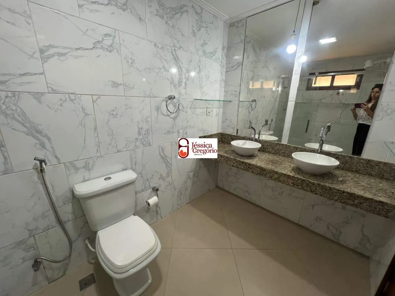Сад и 4 спальни: дом 240 м² — photo 18