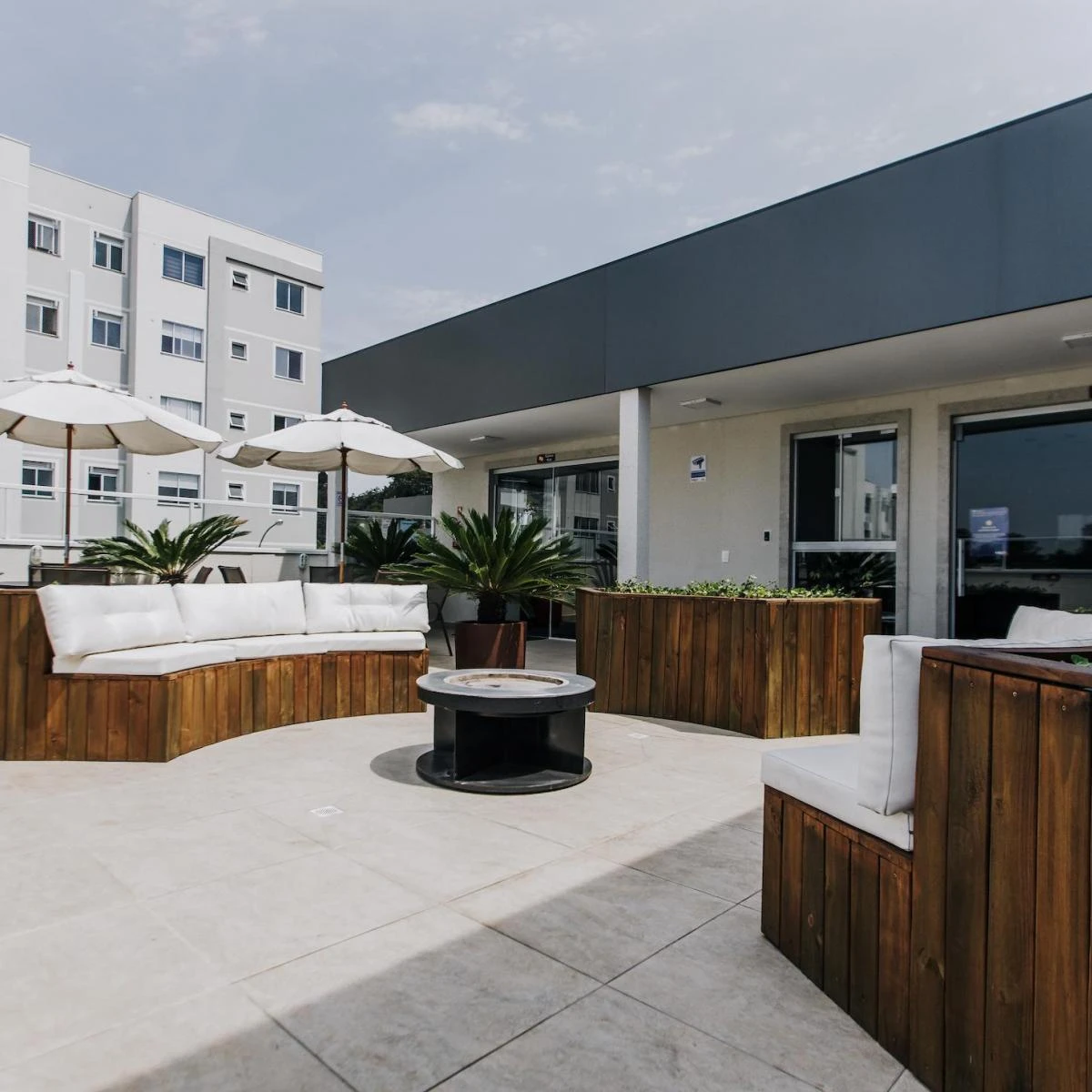 Furnished 2-bedroom apartment with 1 bathroom — photo 31