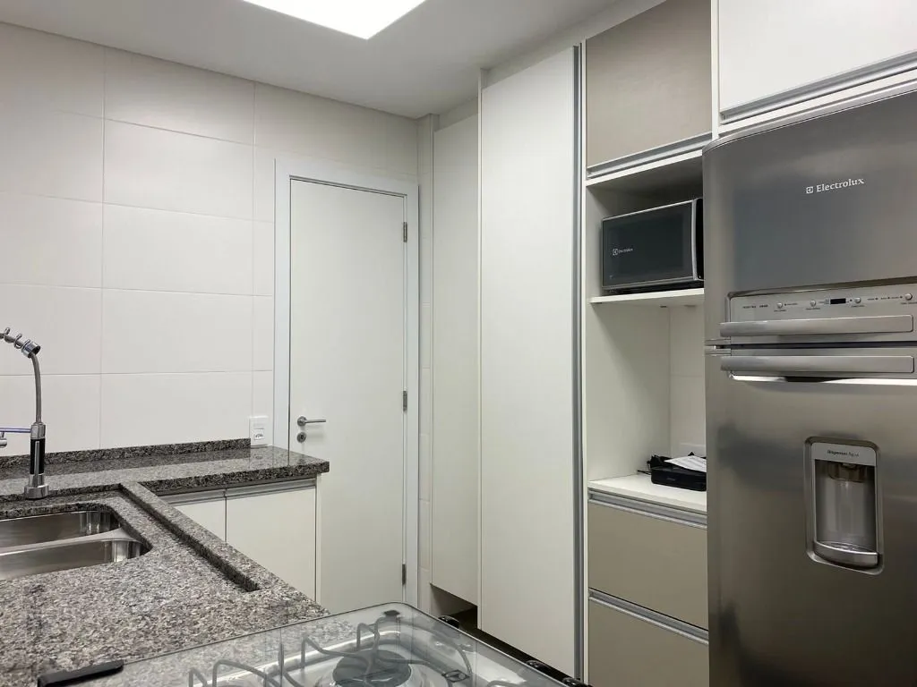 3-bedroom apartment with 4 bathrooms in good condition — photo 26