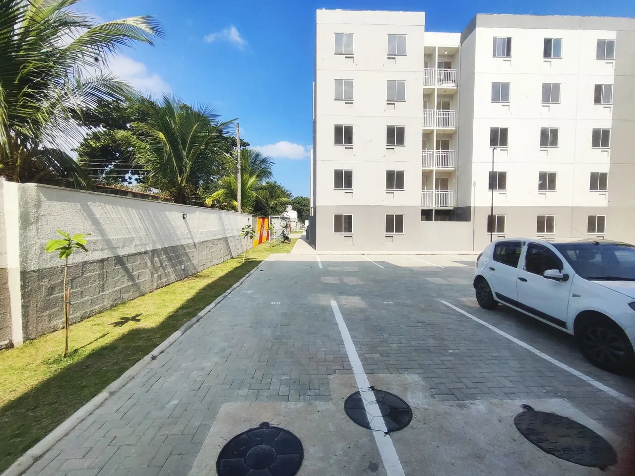 2-bedroom apartment in a building with a pool — photo 8