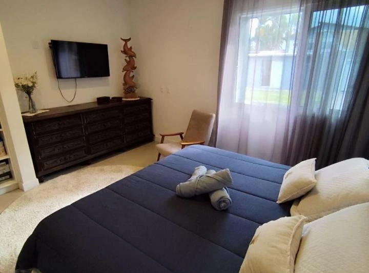House with 2 en-suite bedrooms and 3 parking spots — photo 8