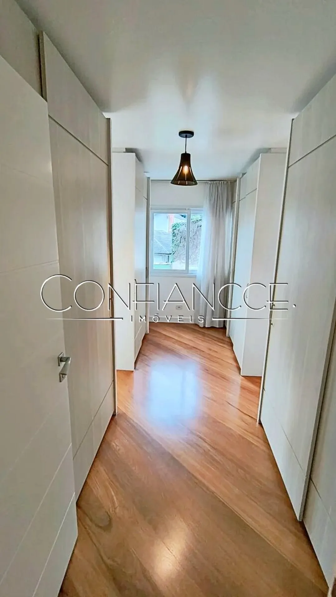 Casa em condomínio fechado com 5 quartos e 370 m² — photo 21