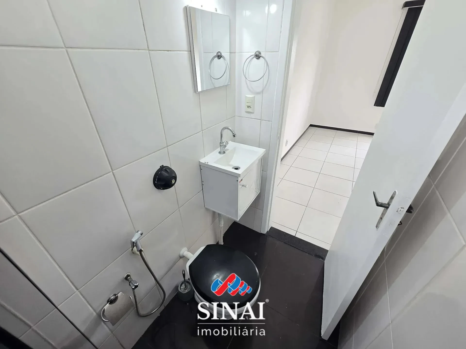 3-bedroom apartment, 1 with its own bathroom, 88 m² — photo 30
