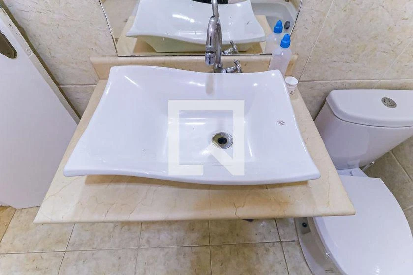 49 m² house with a washing machine and a bathtub — photo 15