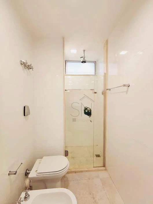 Home office in a 4-bedroom apartment, 316 m² — photo 2