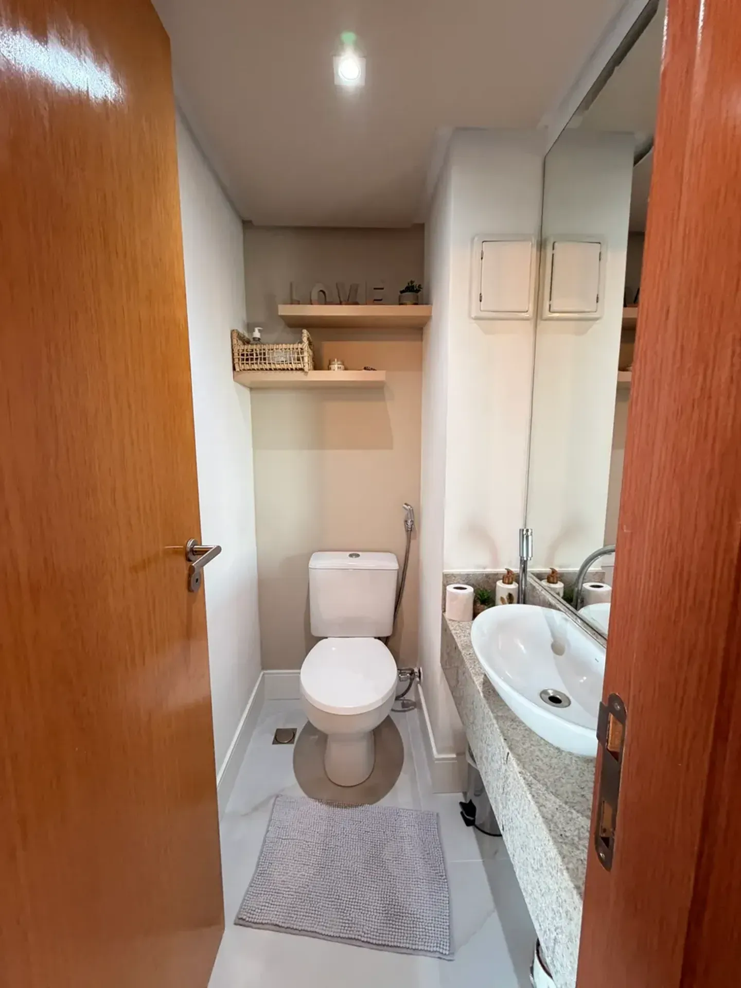 Furnished apartment, 148 m², with a jacuzzi — photo 19