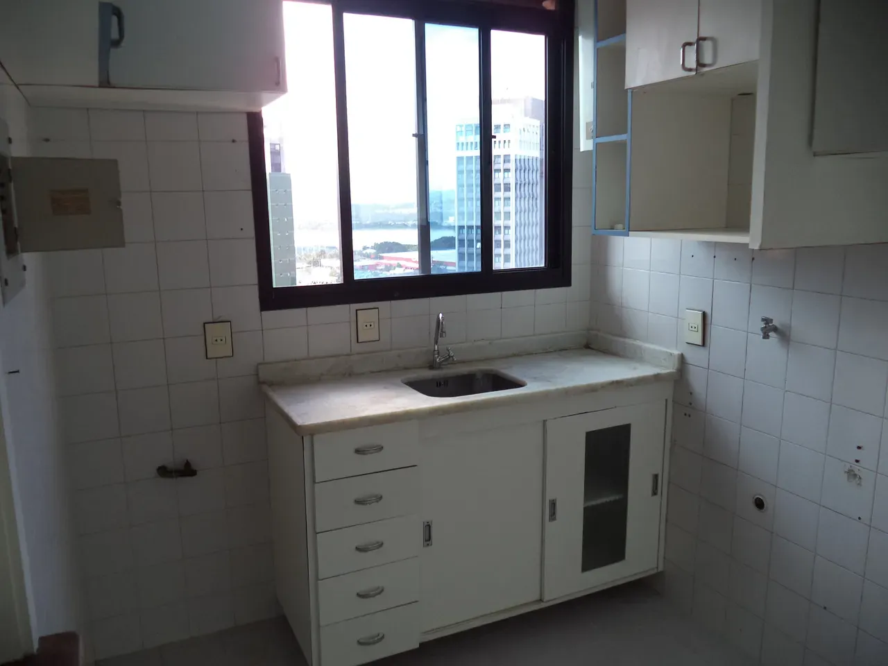 Apartment with 2 bedrooms, 2 bathrooms and a terrace — photo 24