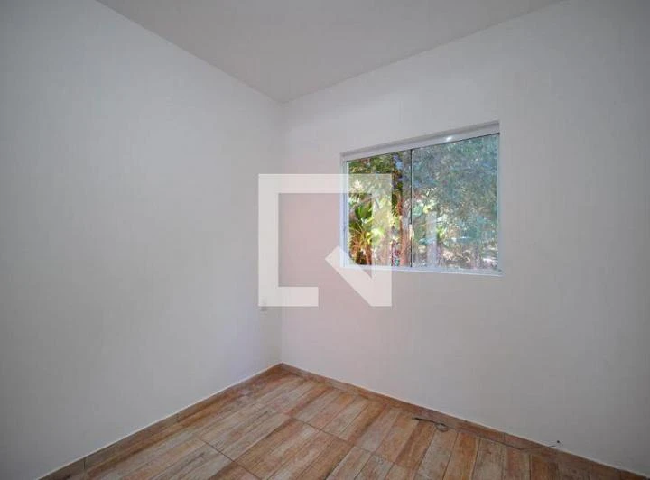 Casa de 44 m² para alquiler con 1 dormitorio y jardín — photo 3