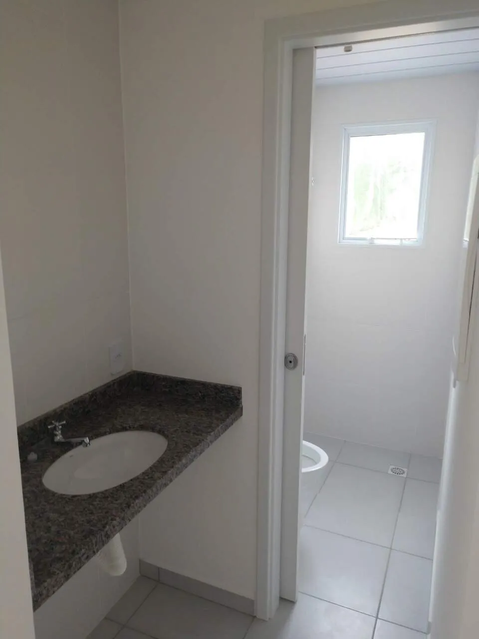 2-bedroom apartment with balcony and built-in grill — photo 11