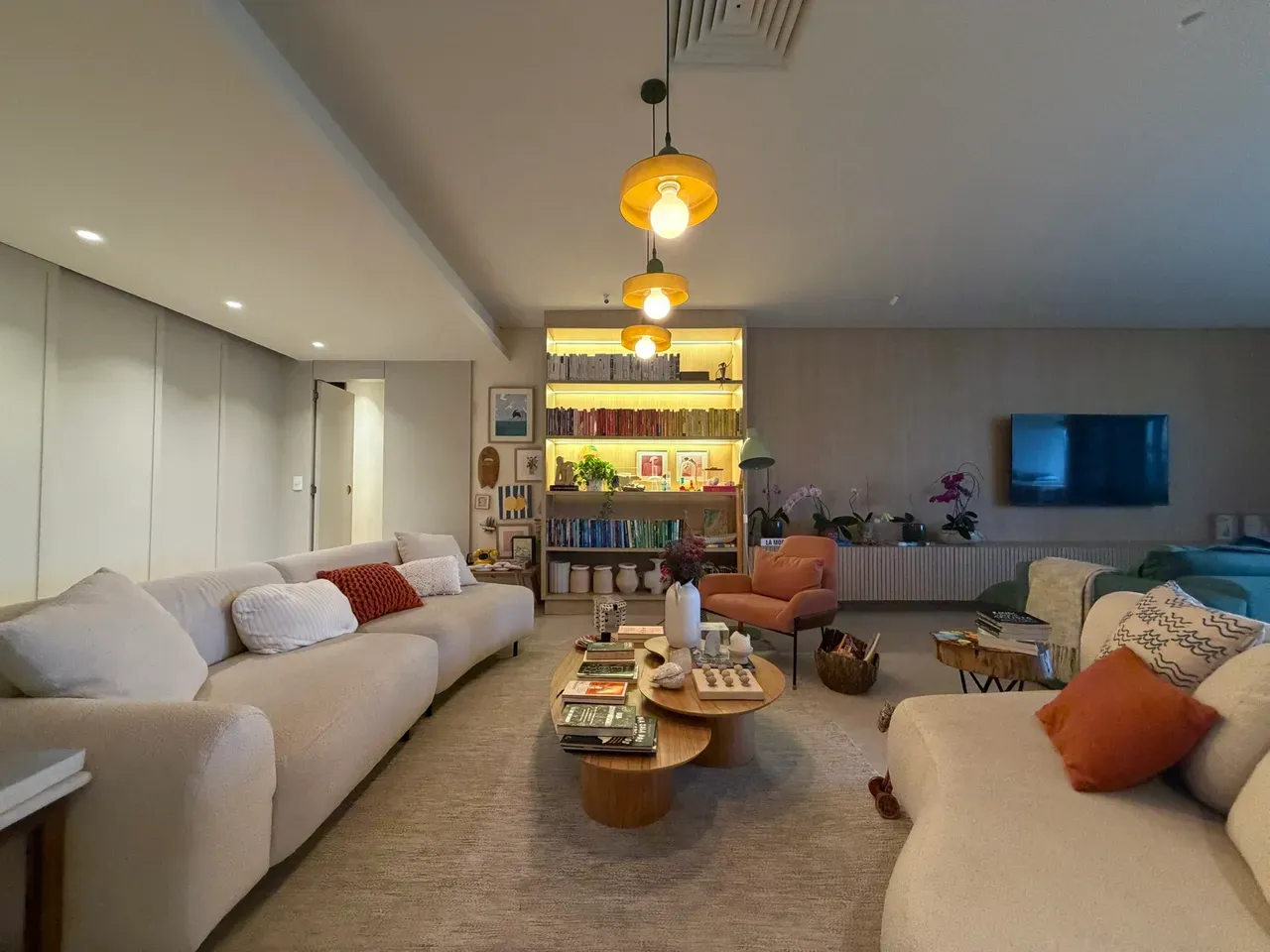 4 quartos e jacuzzi: apartamento de 231 m² — photo 6