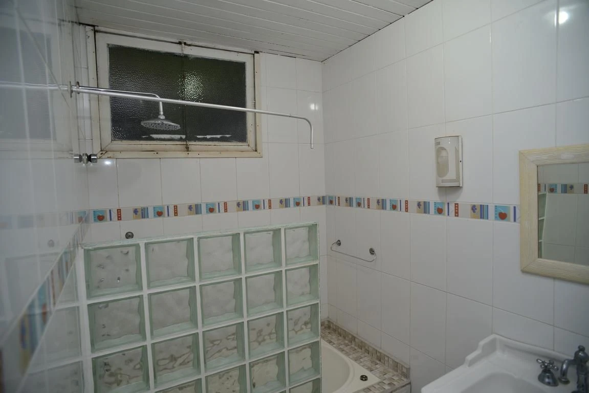 Furnished house, 700 m², with a jacuzzi — photo 49
