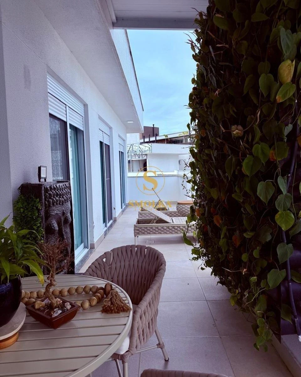 3-bedroom apartment with a grill on the balcony — photo 20