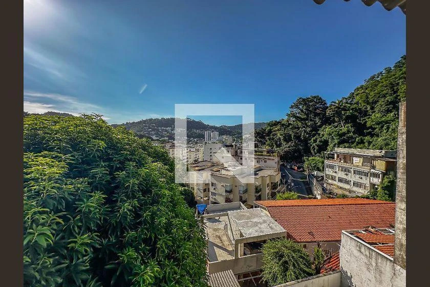 Casa mobiliada, 90 m², com janelas do piso ao teto — photo 15