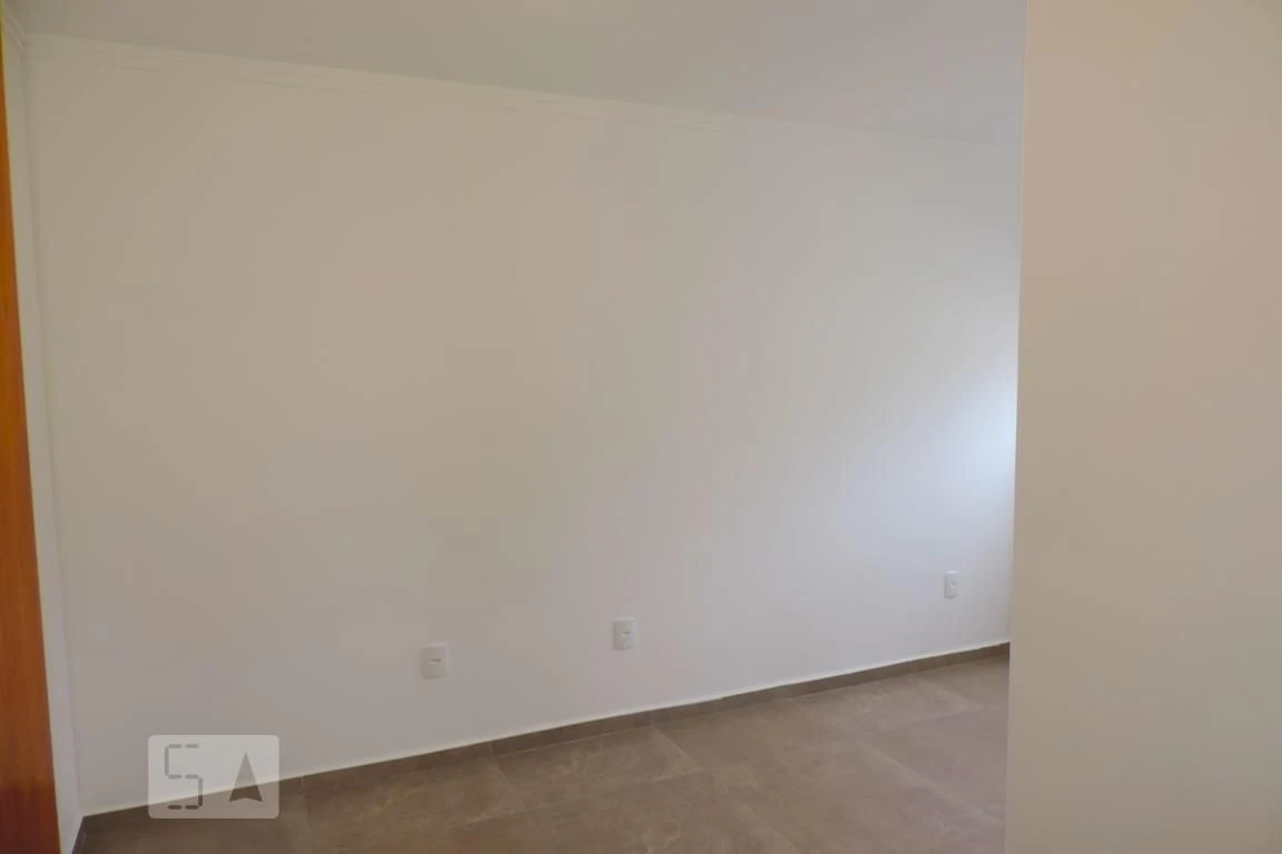 2-bedroom apartment with a grill on the balcony — photo 20