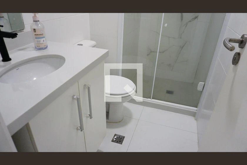 Пральна машина та 2 спальні: квартира 64 м² — photo 24