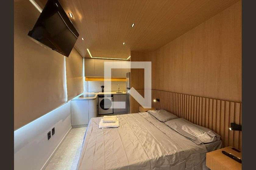Меблированная студия 36 м² с балконом