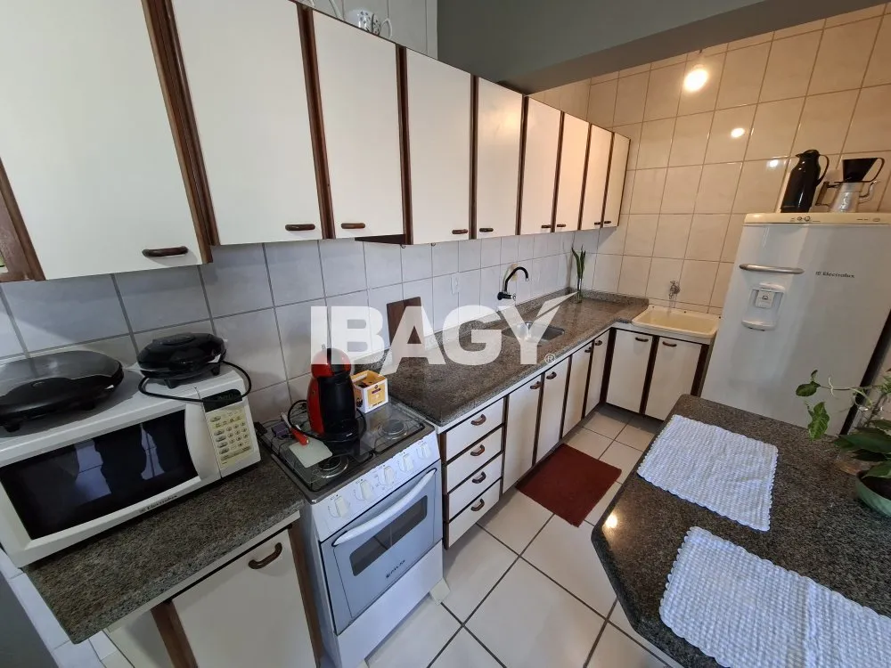 Furnished 1-bedroom apartment with a balcony — photo 2