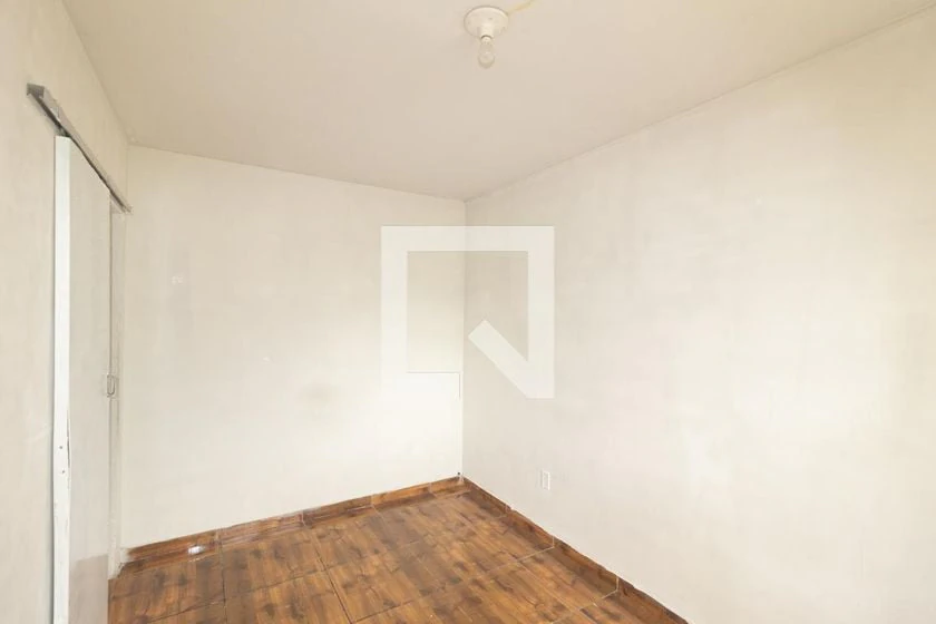 Apartamento de 2 quartos com piso de cerâmica e vaga — photo 20