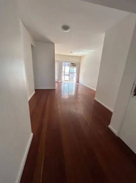 83 m² apartment with 2 bedrooms and 2 bathrooms — photo 21