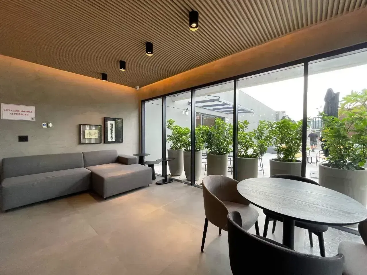 Furnished 61 m² apartment with 1 bedroom and terrace — photo 34