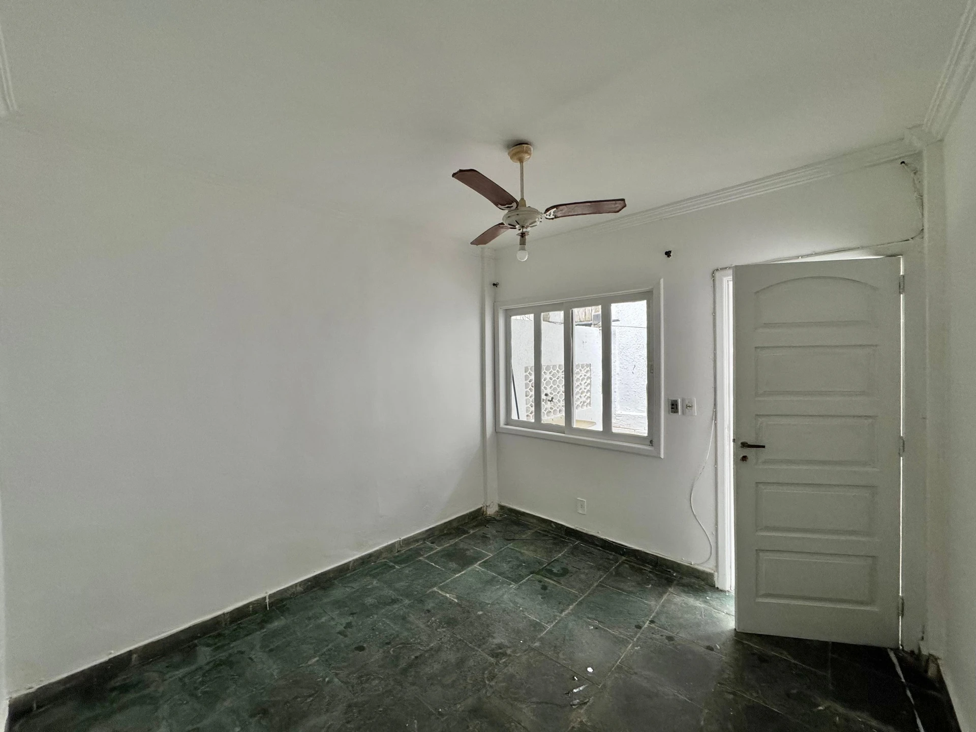 One-bedroom house with a garden in Rio de Janeiro — photo 5
