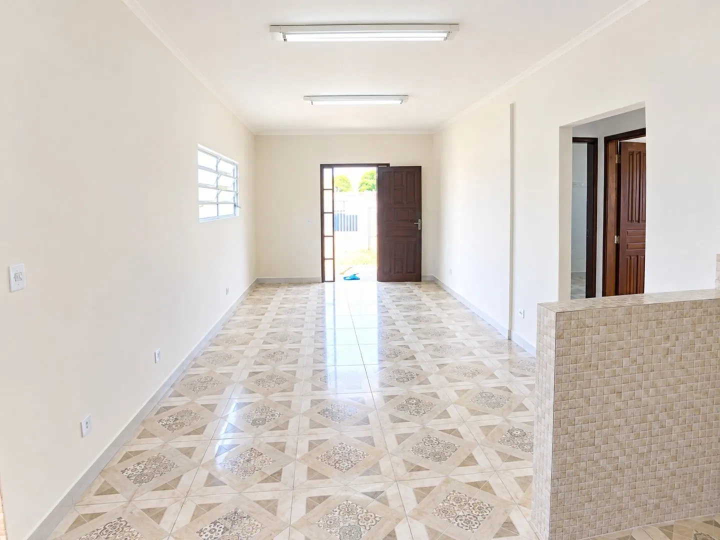 Будинок: 2 спальні, 1 з власною ванною кімнатою, 70 м²