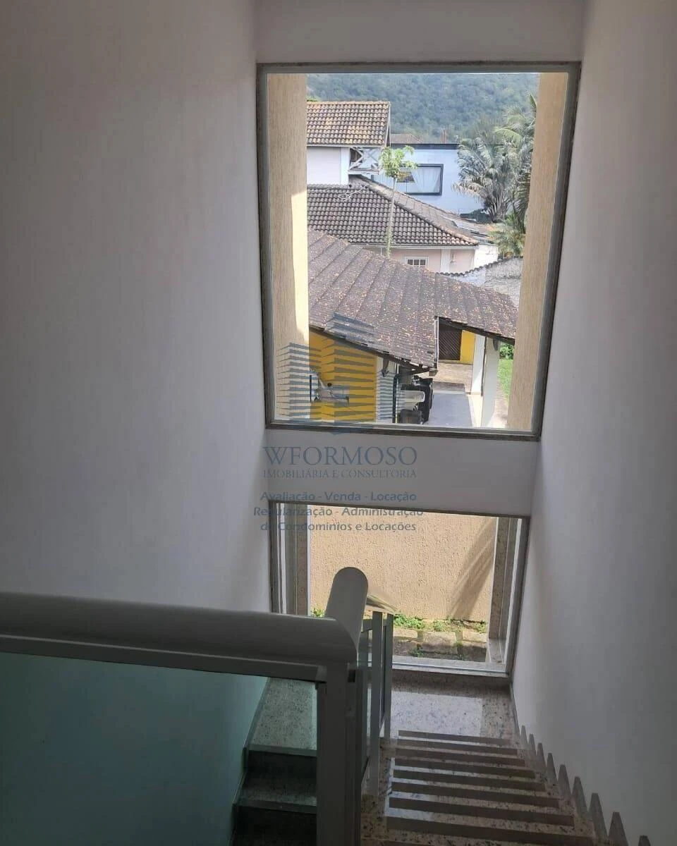 House, 443 m², with a grill on the balcony — photo 15
