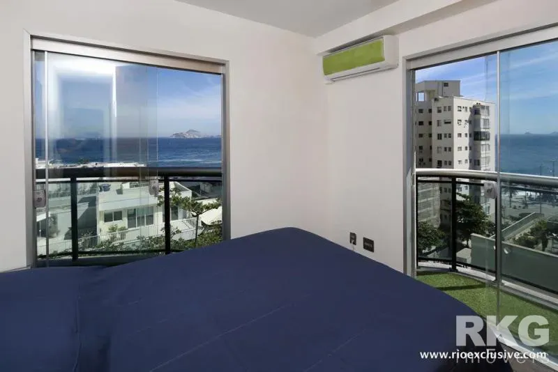 Furnished 2-bedroom apartment with an open-plan kitchen — photo 26