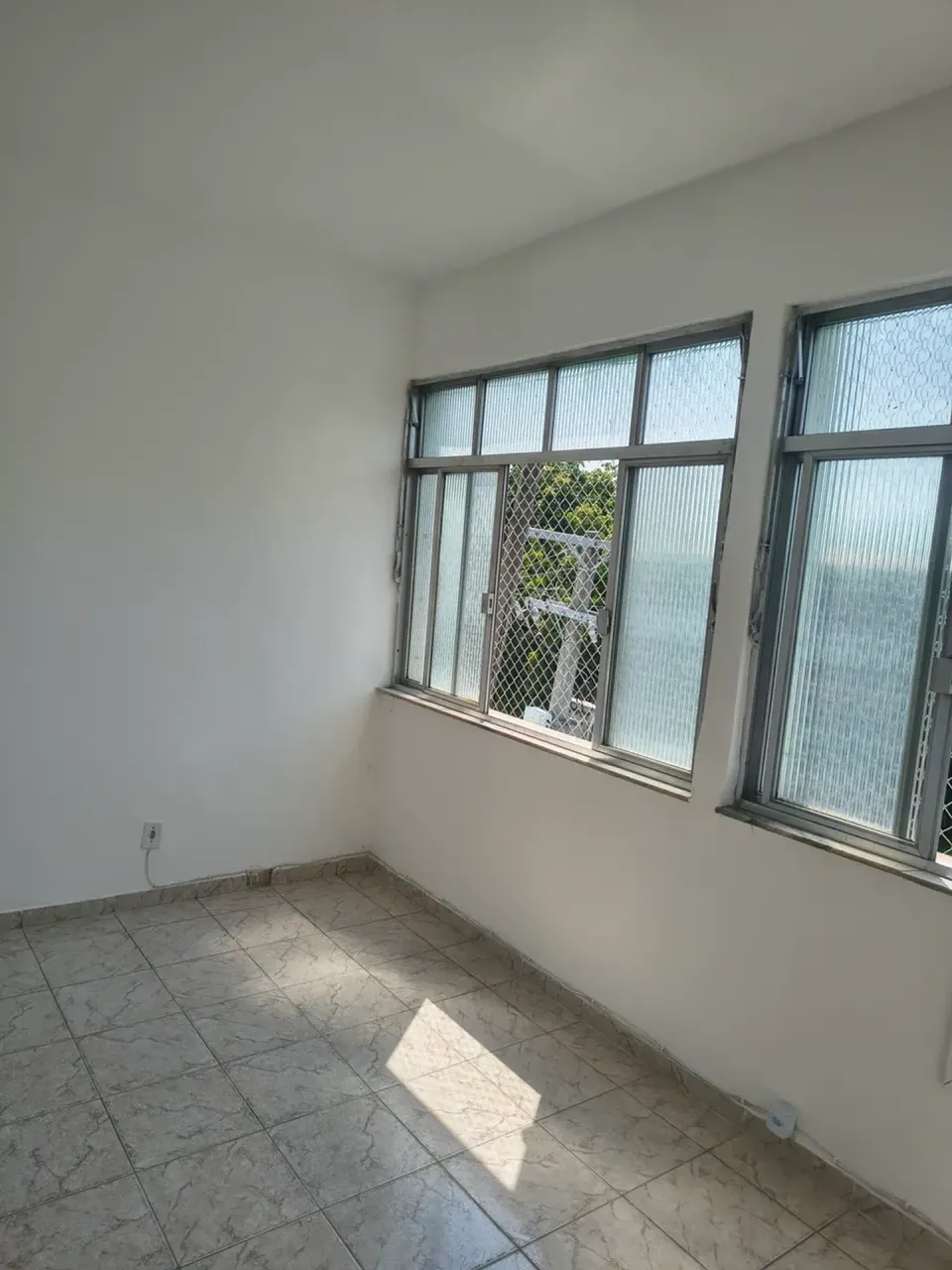 2-bedroom 2-bath apartment with 1 parking space — photo 8