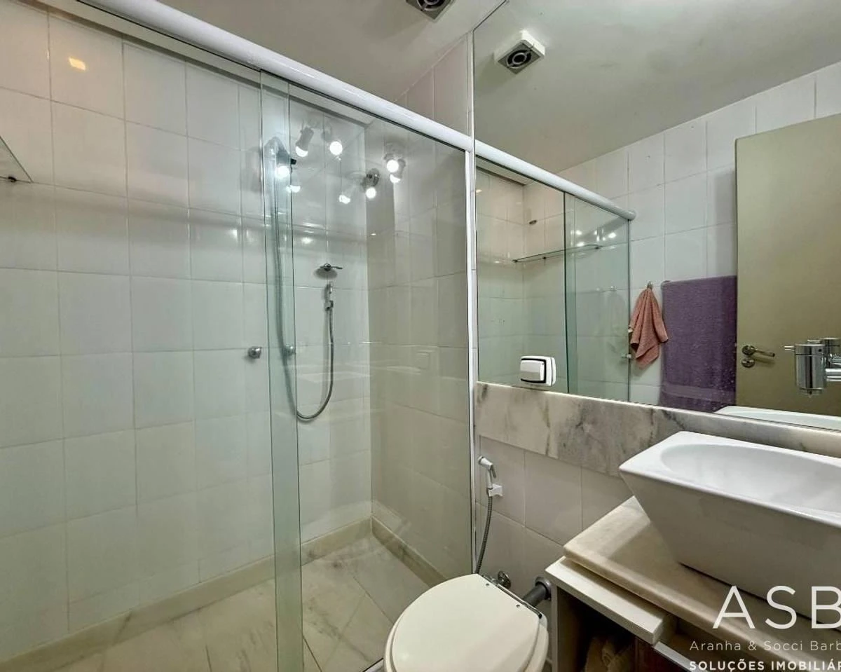 Furnished apartment with 2 en-suite bedrooms — photo 18