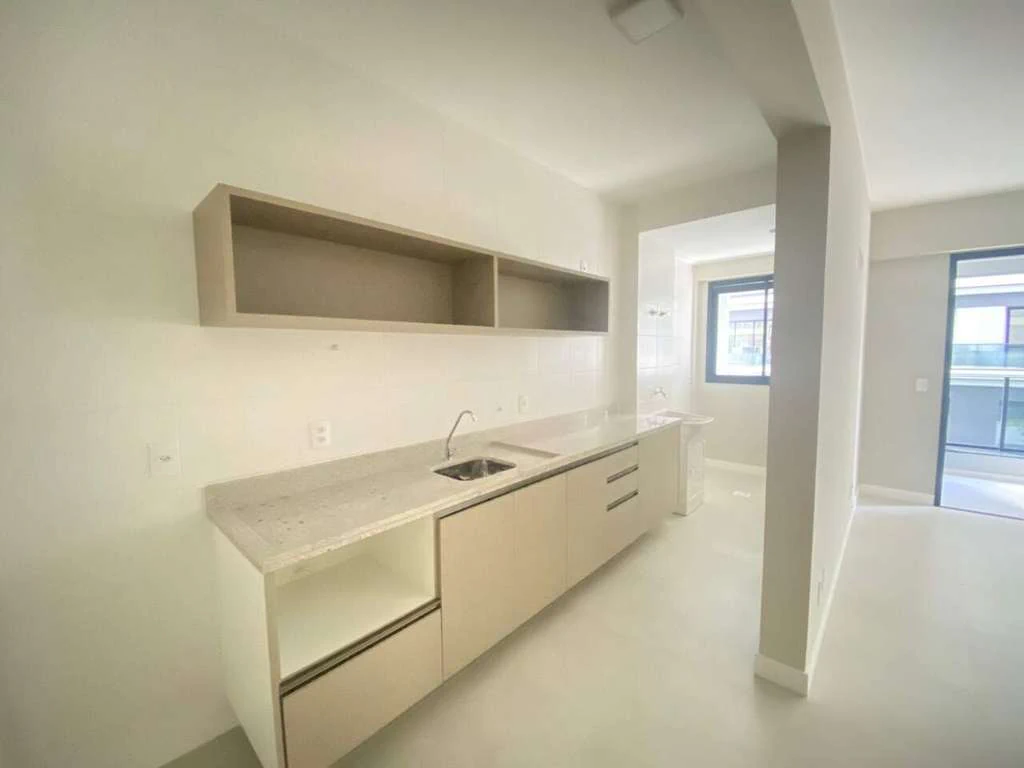 Apartamento de 2 dormitorios con 2 plazas de aparcamiento — photo 2