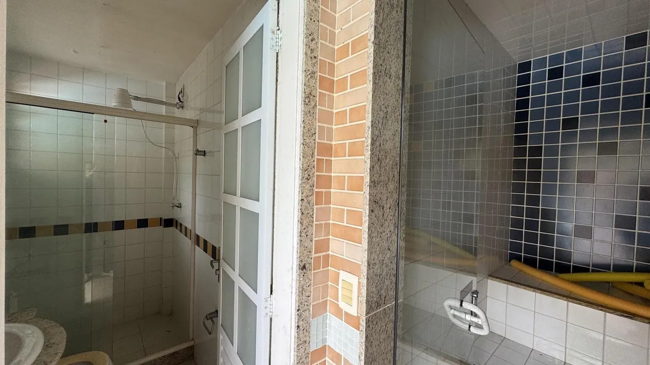 Casa sem mobília com 5 quartos e 5 banheiros — photo 19
