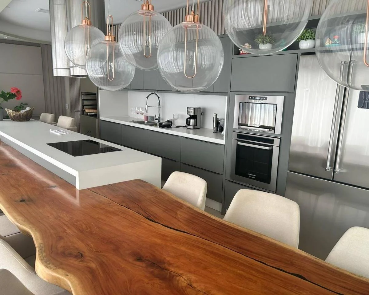 Apartamento mobiliado, 318 m², com janelas do piso ao teto — photo 40