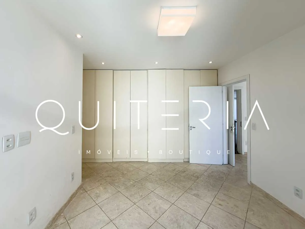 Apartamento com 4 quartos e 5 banheiros, 3 vagas — photo 22