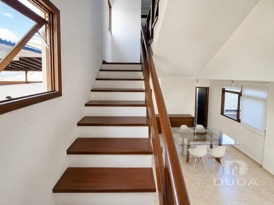 Casa mobiliada com 5 quartos e 260 m² com 2 suítes — photo 16