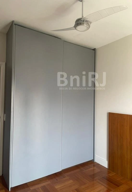 Furnished 190 m² apartment with 4 bedrooms and 4 parking — photo 25