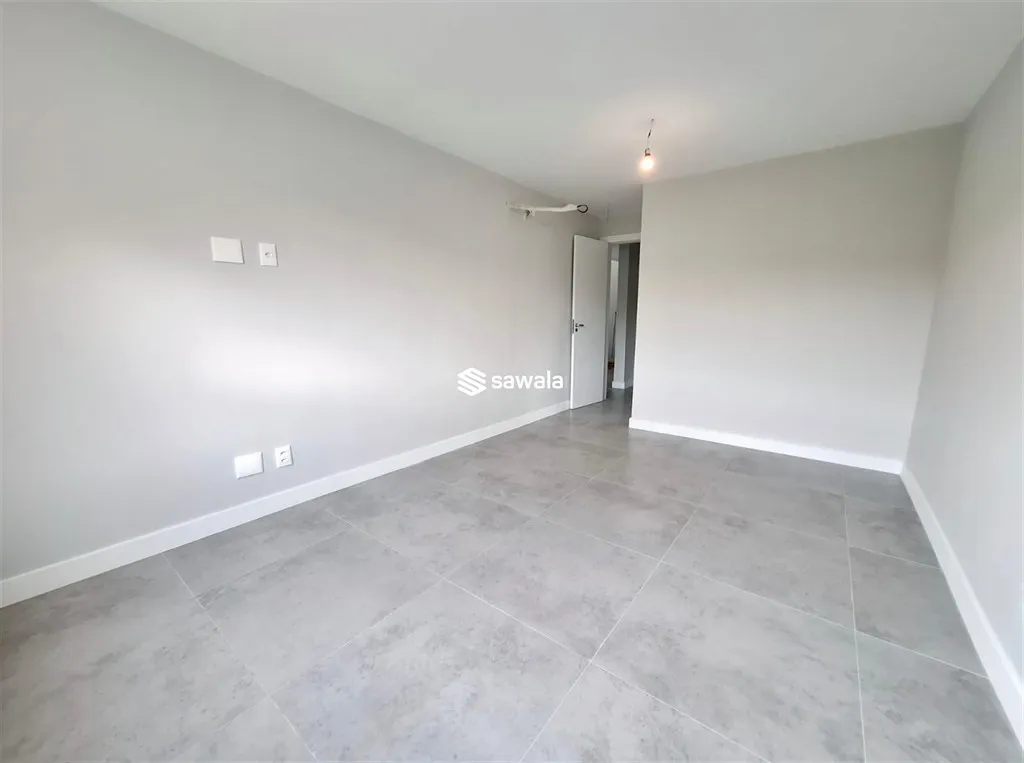 Triplex house 450 m² with 5 bedrooms and 5 bathrooms — photo 30