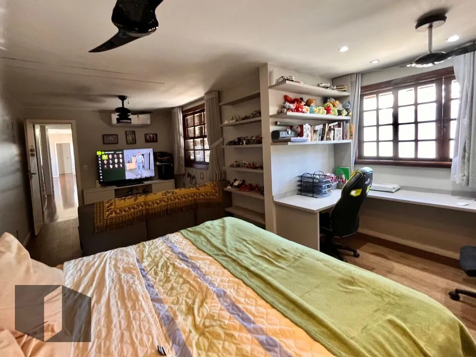 Furnished house with 5 bedrooms and 5 bathrooms — photo 31