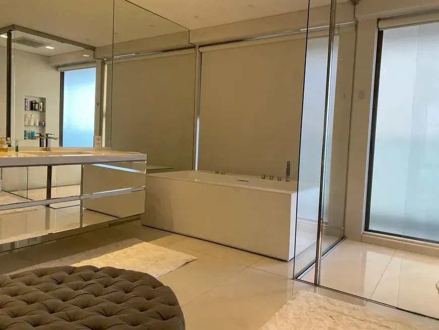 Apartamento sin muebles con 4 dormitorios y 5 baños — photo 33