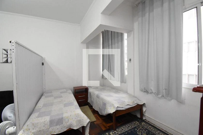 Apartment with wood floors, 2 bedrooms and 130 m² — photo 6